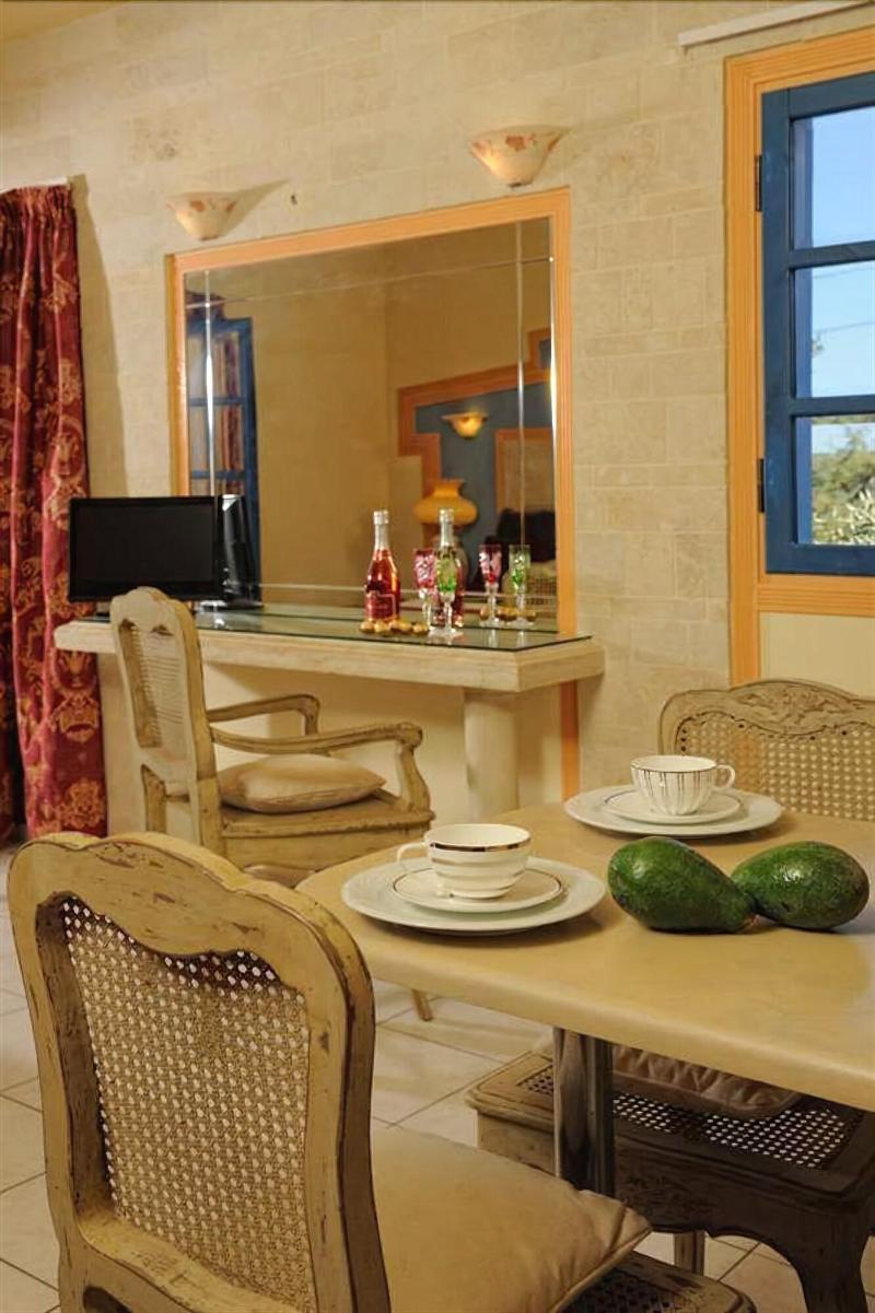 Parthenis Hotel & Suites Malia Exterior foto